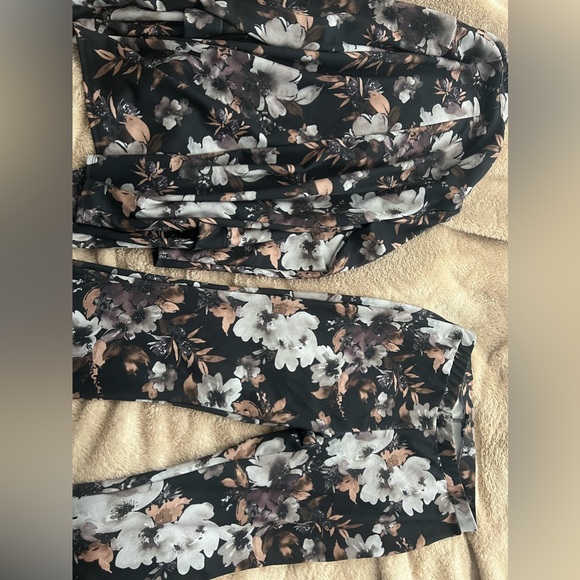 Fleur Blazer Pants Set Black/Combo - Picture 4 of 4